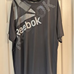Reebok Men's Gray Graphic T-Shirt